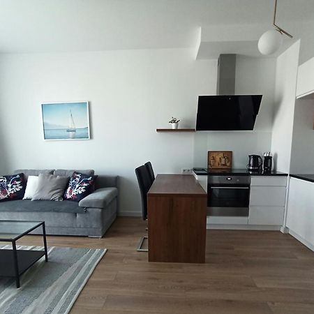 Cozy Apartment In Wilanow Warsaw Exterior photo