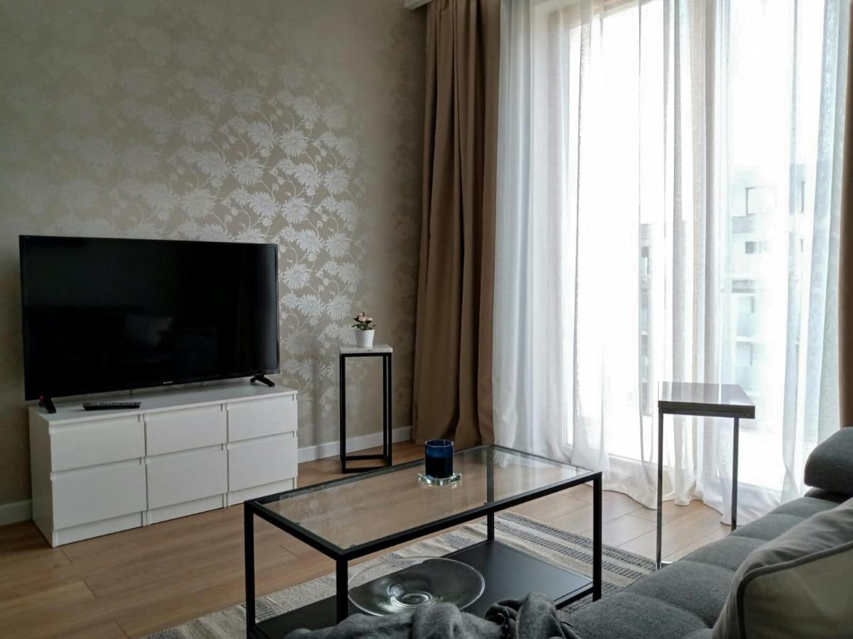 Cozy Apartment In Wilanow Warsaw Exterior photo